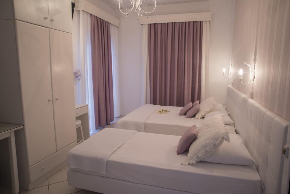 Studios Filipidis Chrysi Ammoudia Luaran gambar